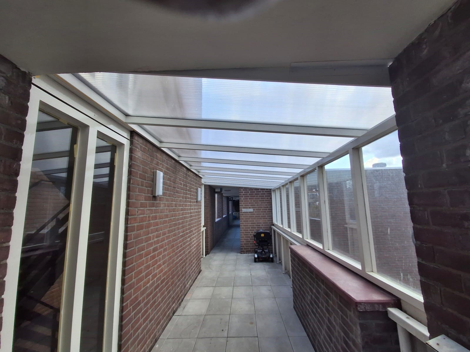 greenline-veranda-705x300-cm-excl-staanders-k235742-coen-hagedoorn-bouw-amersfoort-geplaatst-in-gouda-2-